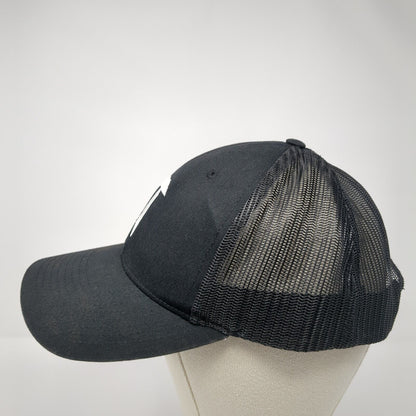 Letter T Logo Snapback Trucker Hat Black M/L Mesh Back Embroidered
