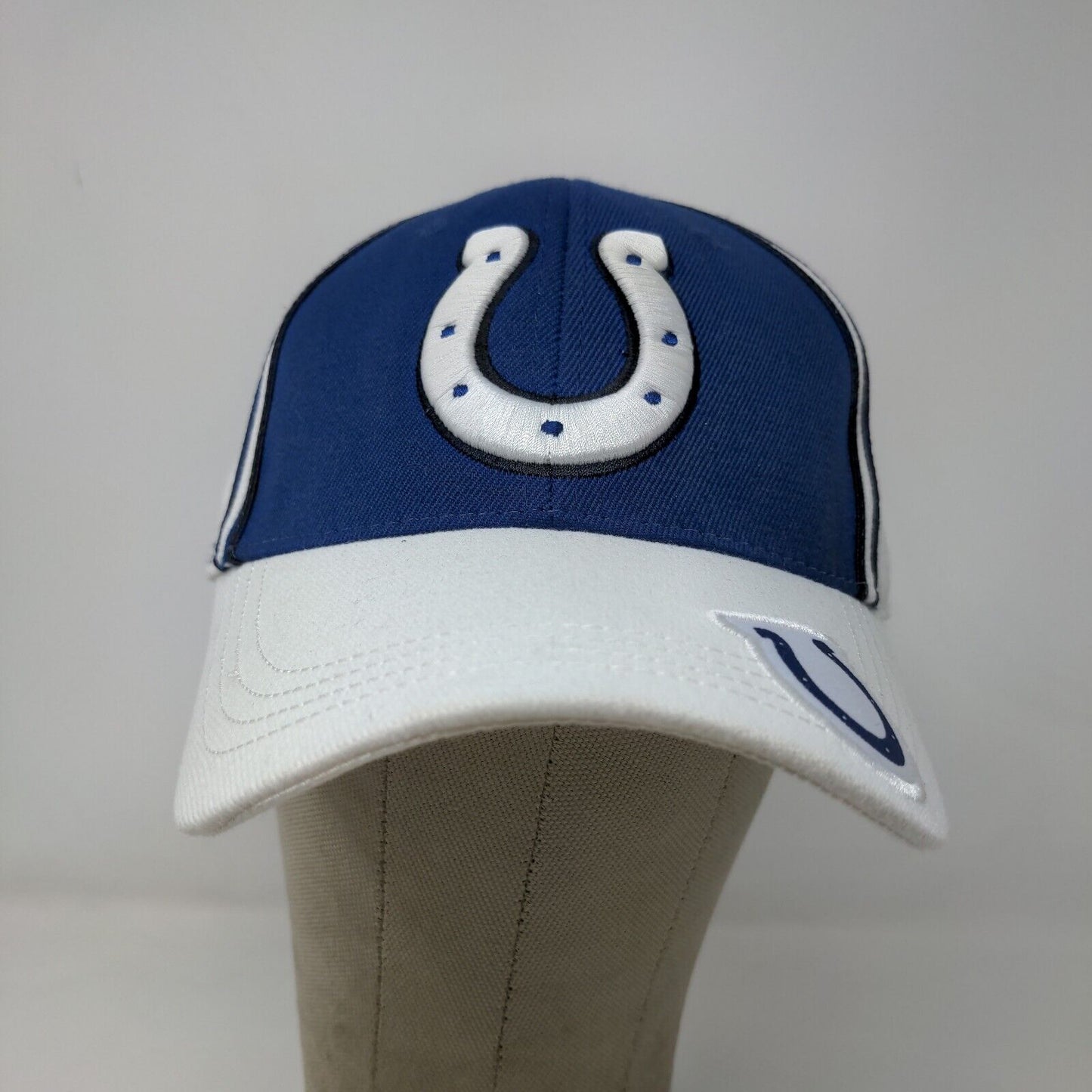 Reebok NFL Fitted Hat White Blue Size OSFA Embroidered Indianapolis Colts Logo