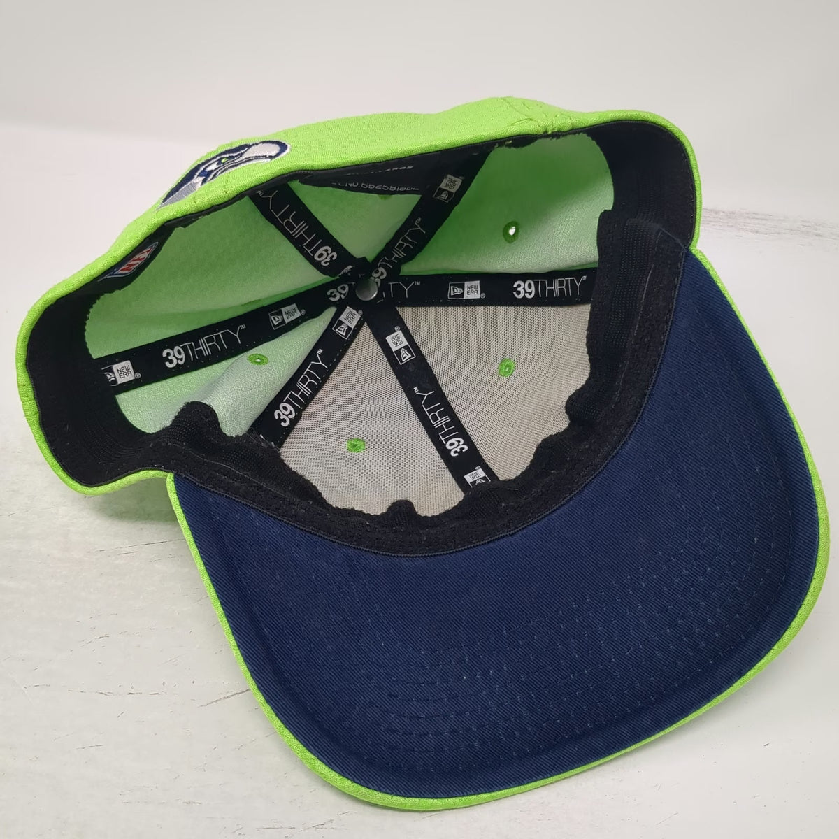 New Era 39THIRTY Seattle Seahawks NFL Hat Green L Stretch Fit Curved Bill Logo