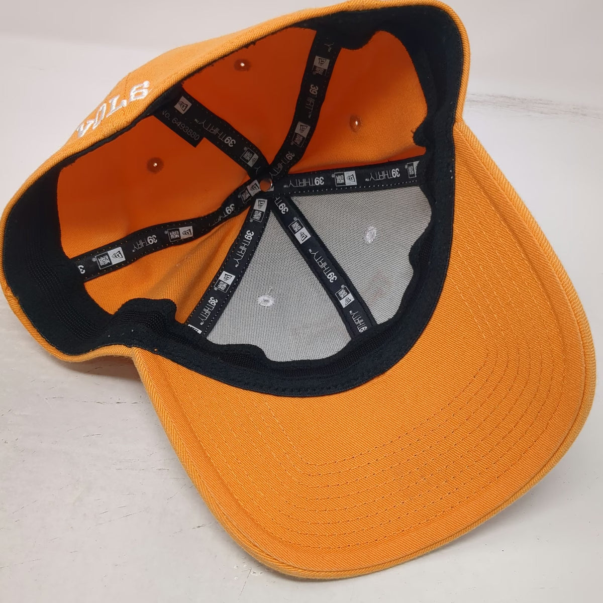 New Era Tennessee Volunteers NCAA Baseball Cap Orange White L 39THIRTY Logo Hat