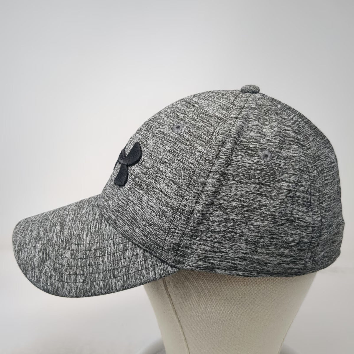 Under Armour Baseball Cap Gray XL Fitted Embroidered Logo Heathered Athletic Hat