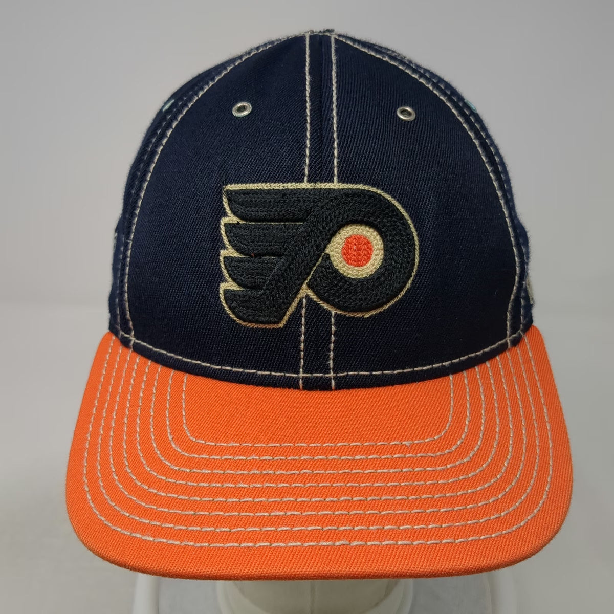 Philadelphia Flyers NHL Reebok Cap Blue M Winter Classic Orange Green Underbrim