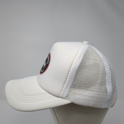 Stay Strong The Gym Snapback Mesh Back Trucker Hat White One Size