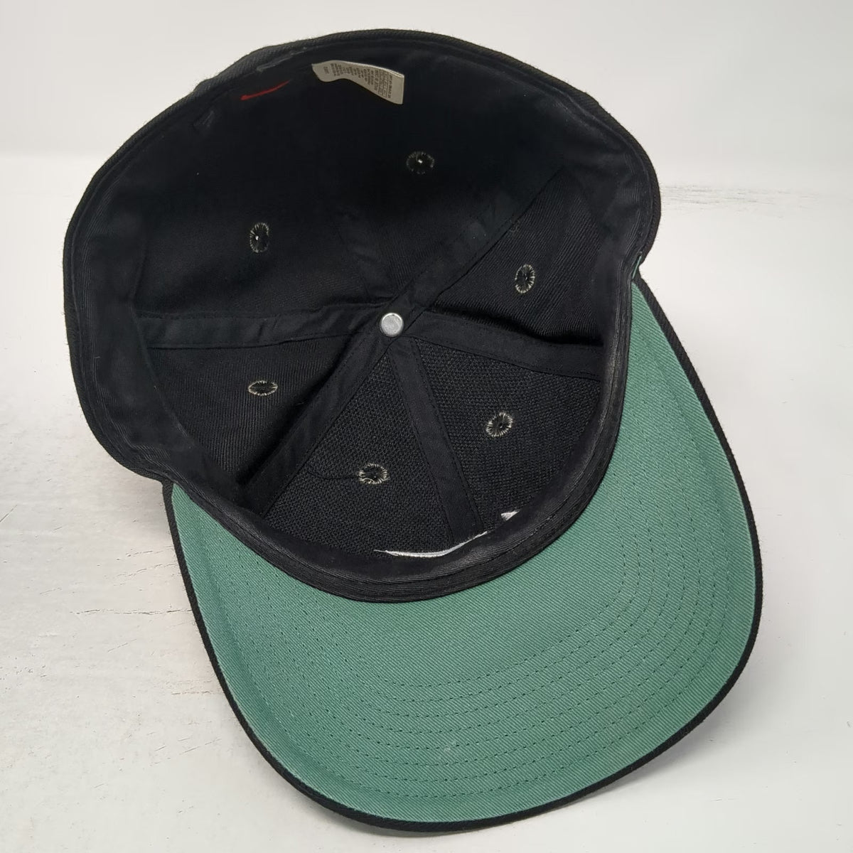 Nike Baseball Cap Black 7 1/4 Fitted Hat Green Underbrim Wool Blend Vintage