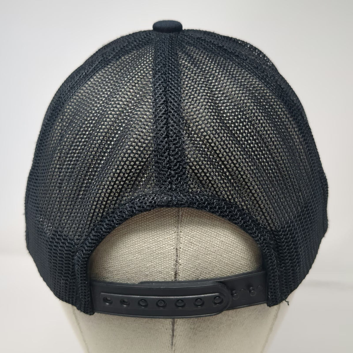 Columbia Baseball Cap Black One Size Snapback Mesh Mountain Shield Patch Hat