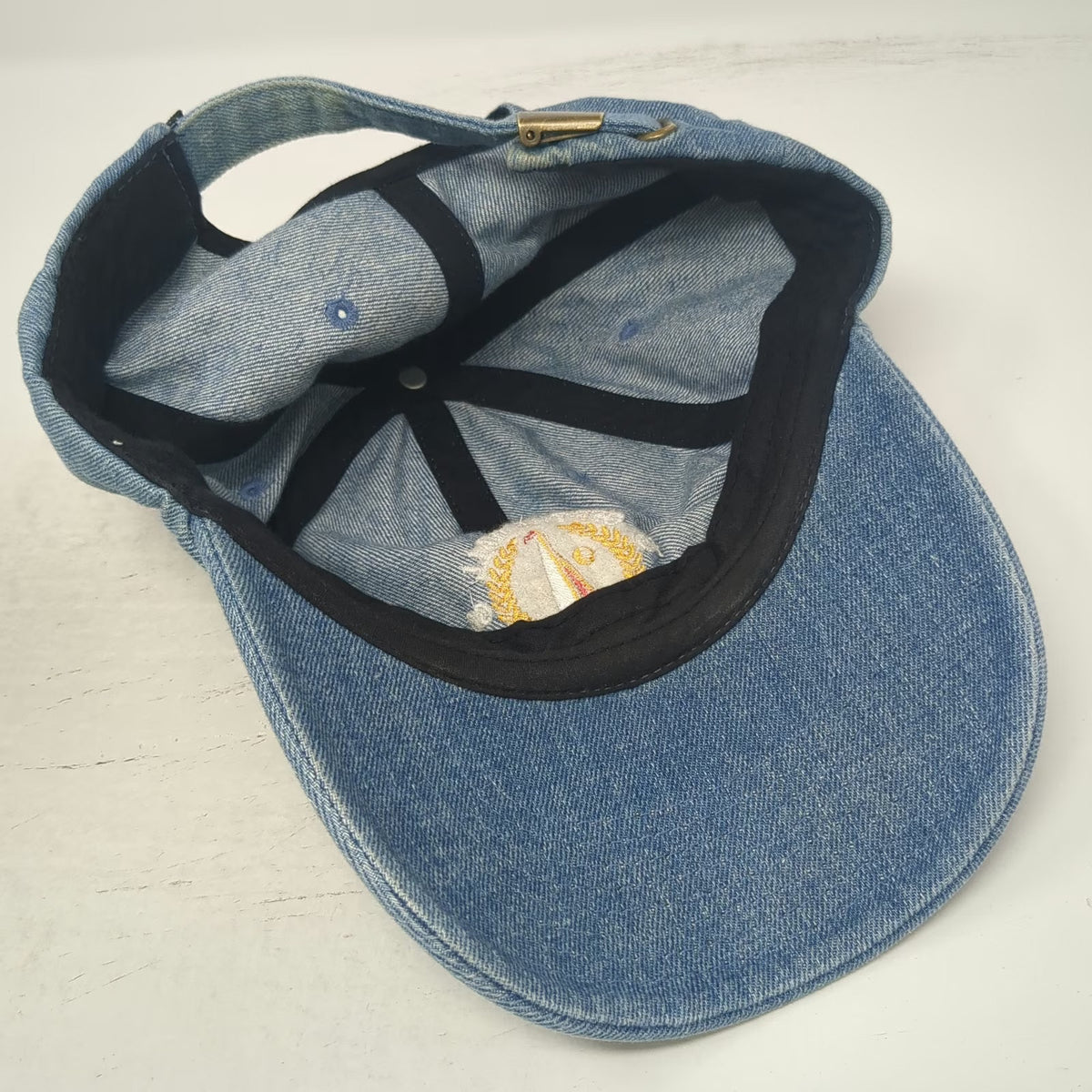 Vans Baseball Cap Blue One Size Denim Off The Wall Sailboat Logo Slideback Hat