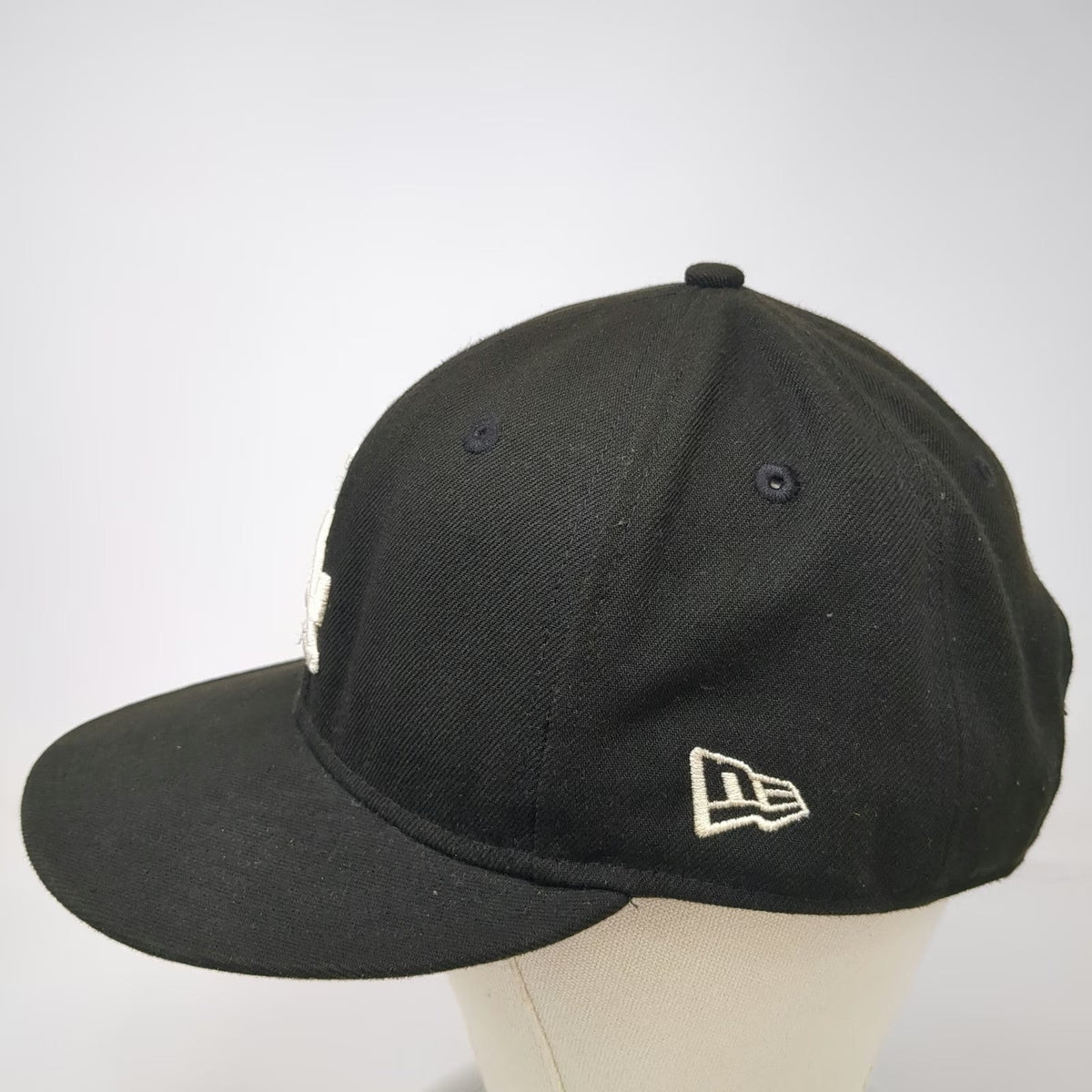 New Era 9FIFTY Snapback Black One Size Hat LA Dodgers MLB Flat Brim Undervisor