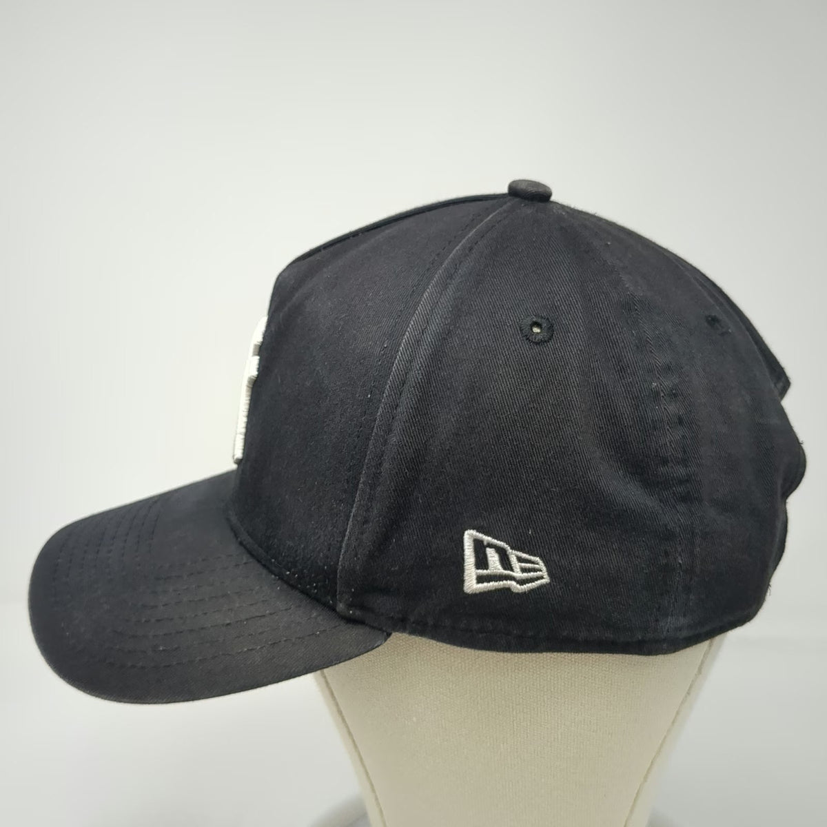 New Era MLB New York Yankees 5 Panel Hat Black One Size Snapback Curved NY Logo
