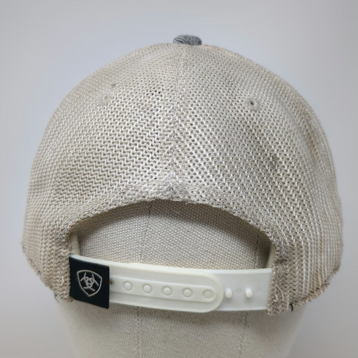 Ariat Trucker Hat Gray One Size Mesh Back USA Flag Logo Snapback Flexfit 110