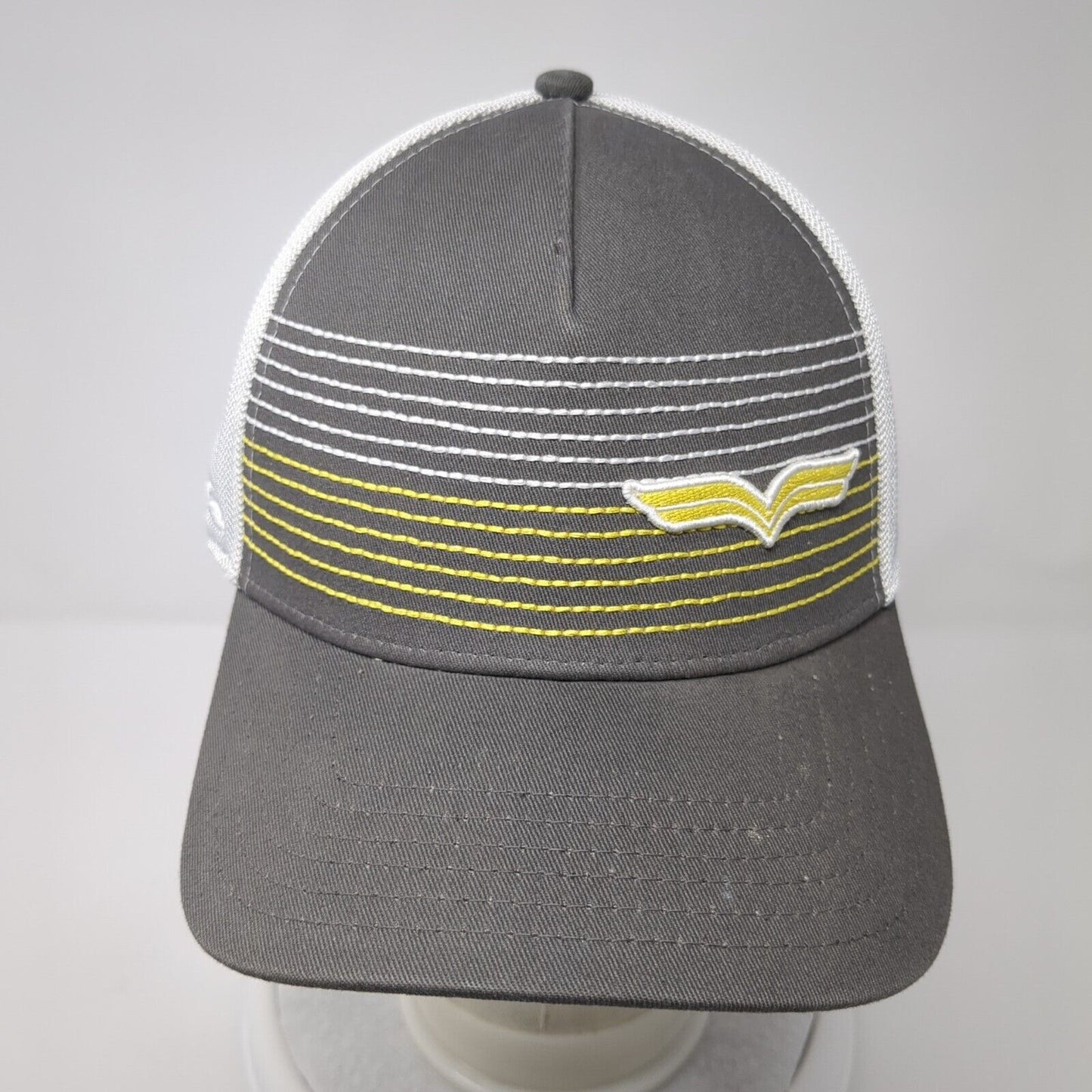 SpurWing The Club Fitted Mesh Back Trucker Hat Gray S/M A-Flex Pukka