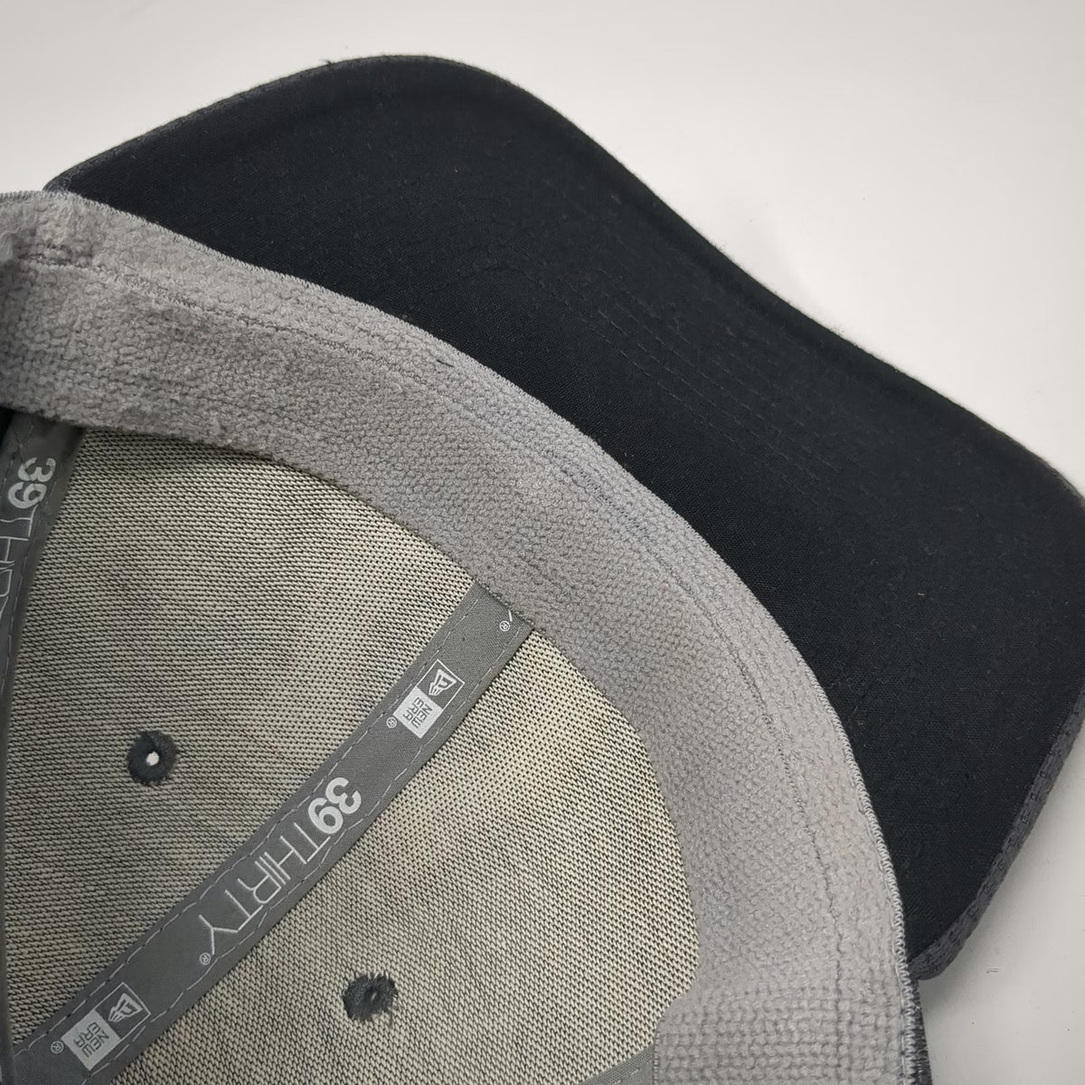 New Era Indianapolis Colts NFL 39THIRTY Gray L Stretch Fit Crucial Catch Cap Hat