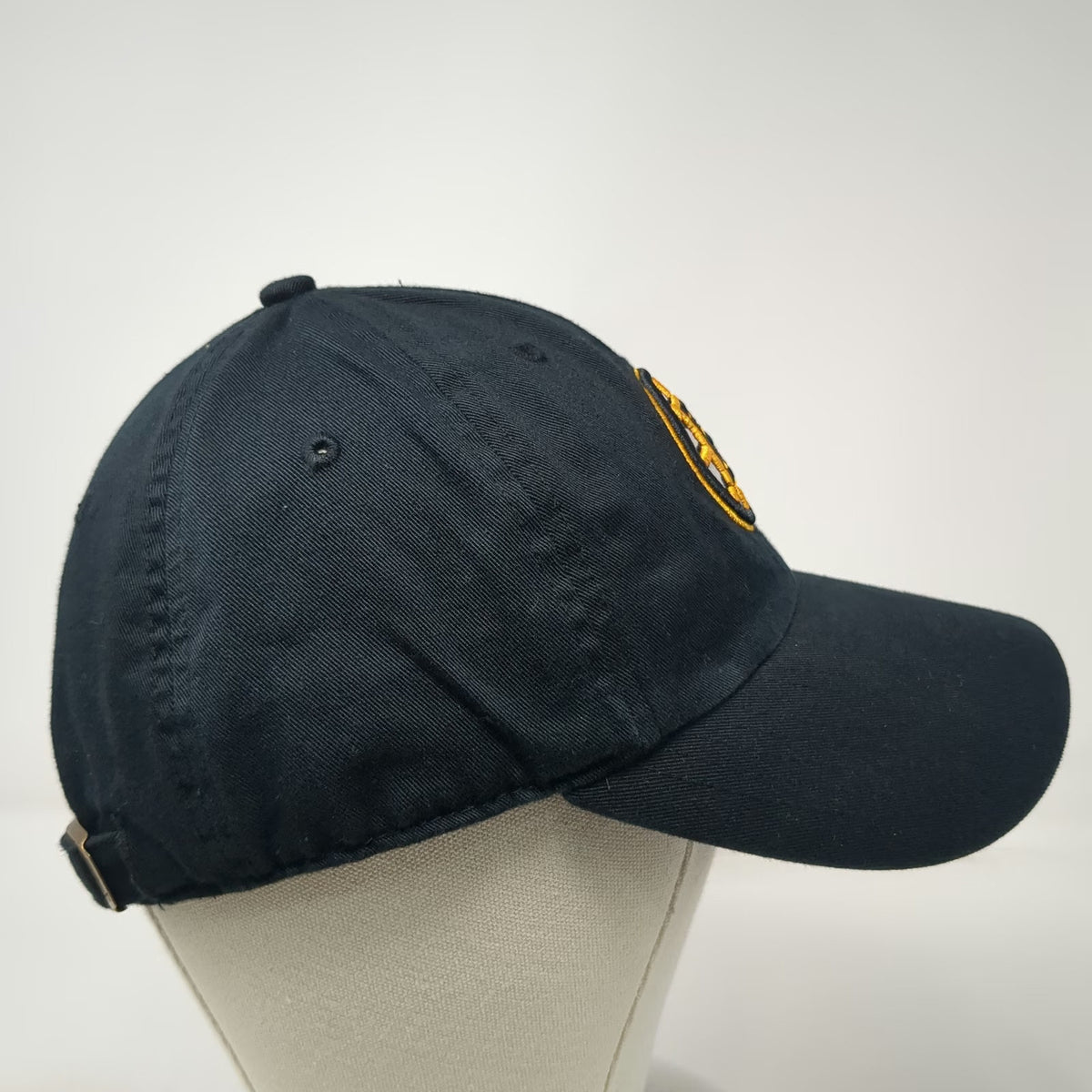 '47 Boston Bruins NHL Black Cap OSFM Slideback Embroidered Curved Brim Cotton