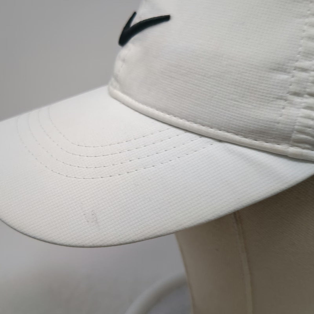 Nike Baseball Cap White One Size Legacy91 Dri-Fit Strapback Swoosh Golf Hat