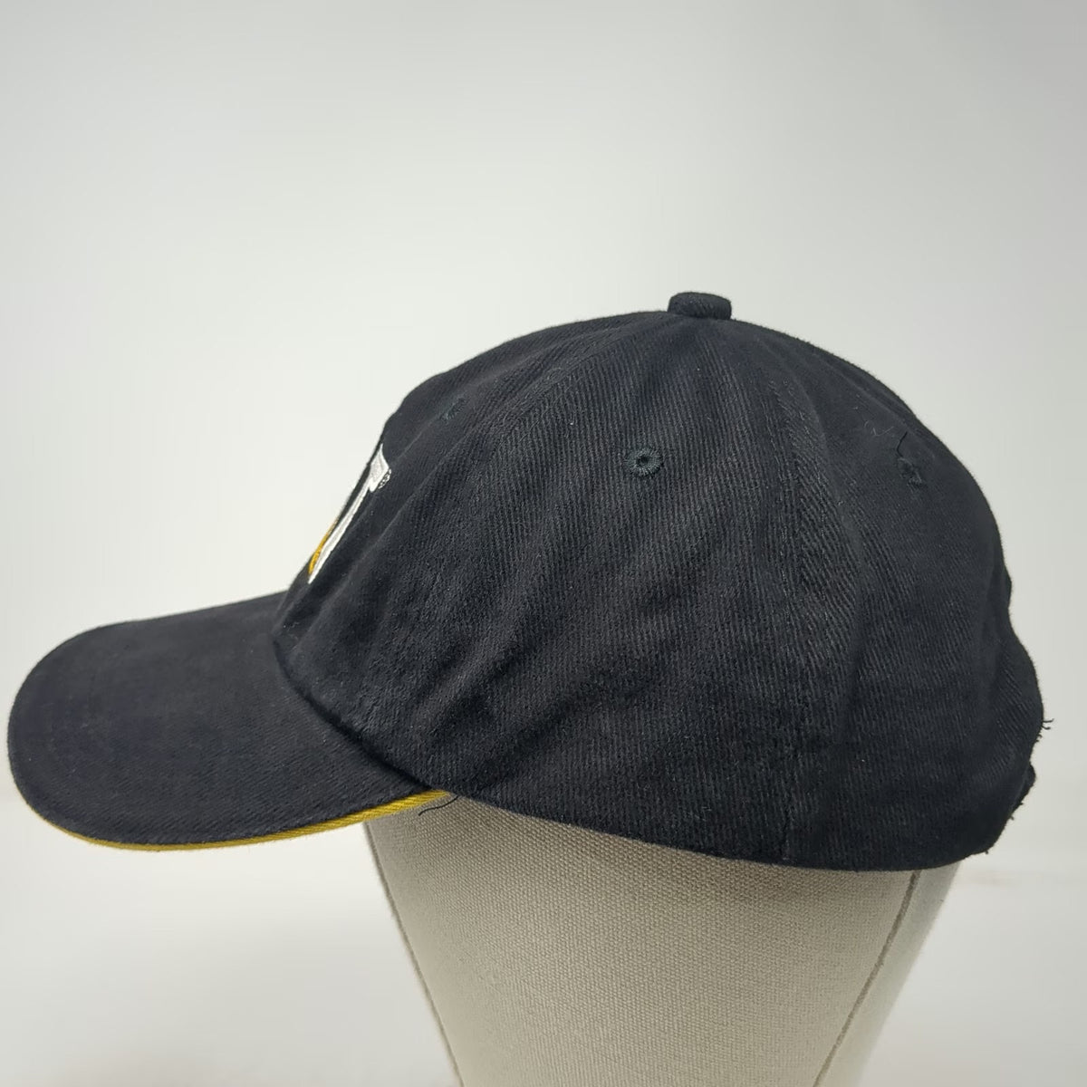 CAT Baseball Cap Black Yellow One Size Slideback Logo Cotton Sandwich Brim Hat