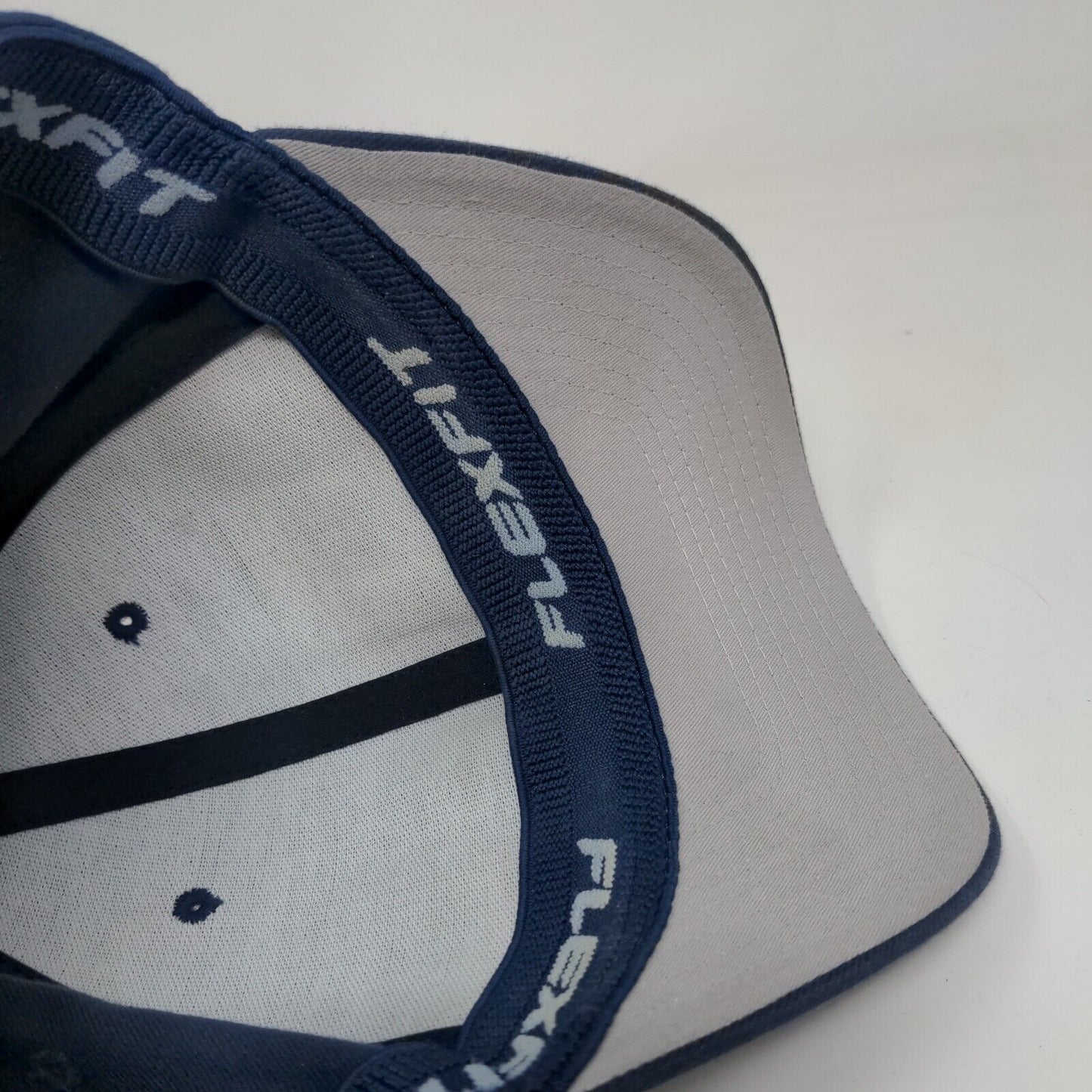 Yupoong Fitted Hat Blue S/M Flexfit Lightweight Vented Holes 6 Panel Blank