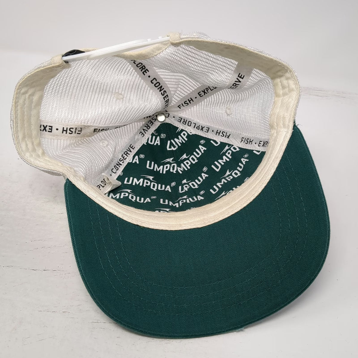 Umpqua Trucker Hat Green White One Size Salmon Patch Tongass Initiative Mesh