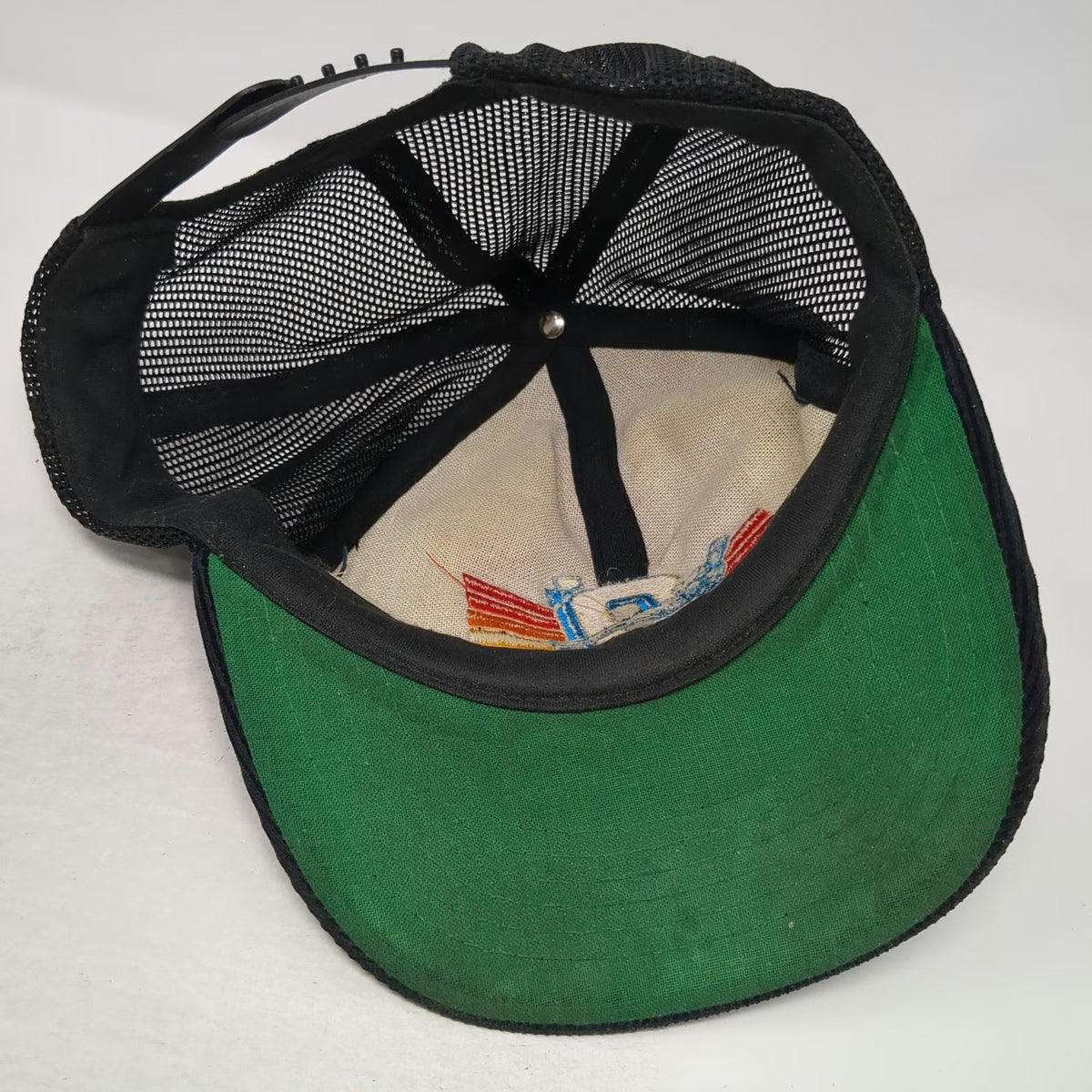 O'Brien Skis Corduroy Mesh Trucker Hat Black One Size Pebble Creek Airplane Pins