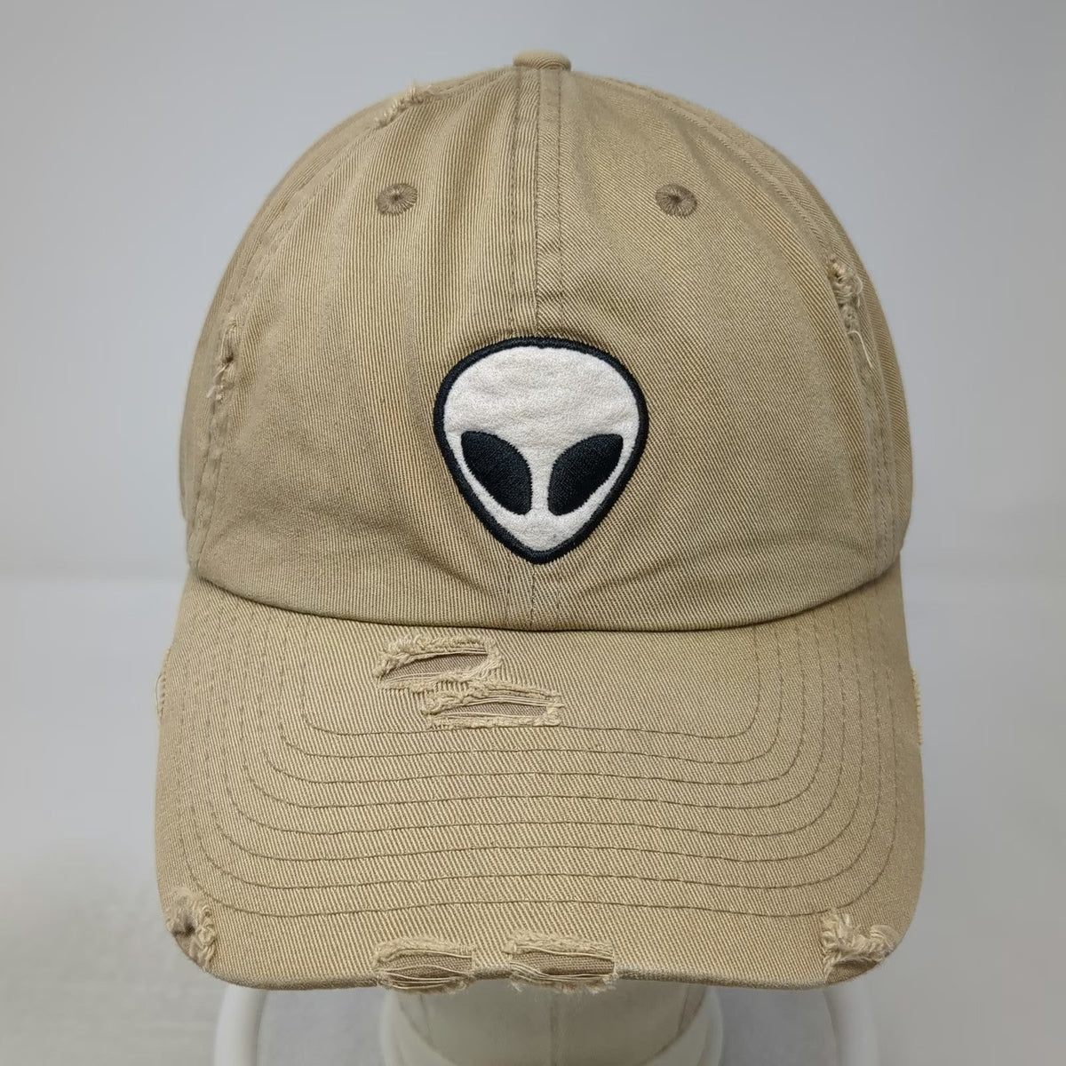 KBETHOS Baseball Cap Beige One Size Alien Patch Distressed Cotton Slideback Hat