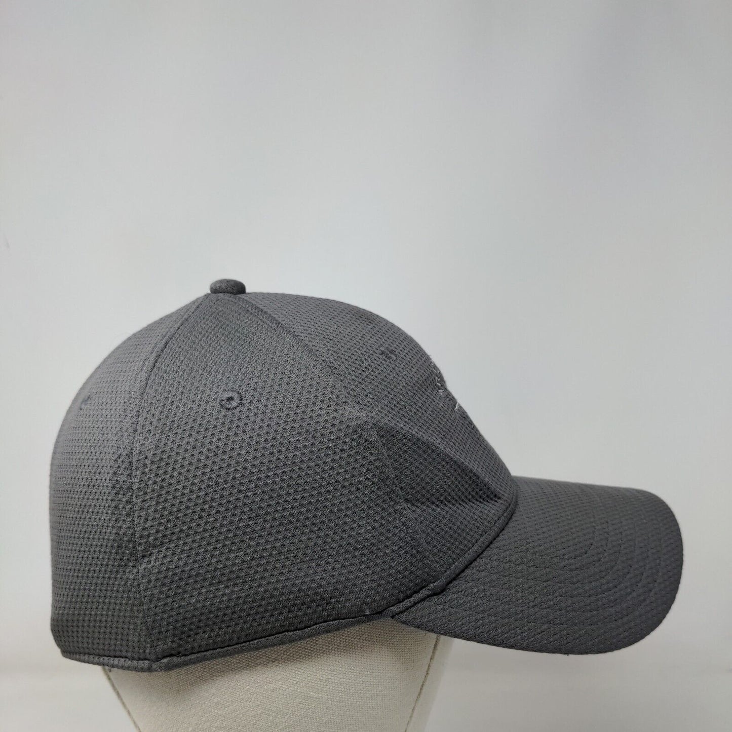 True North Tower Fitted Hat Gray M/L Embroidered Holes Breathable Under Armour