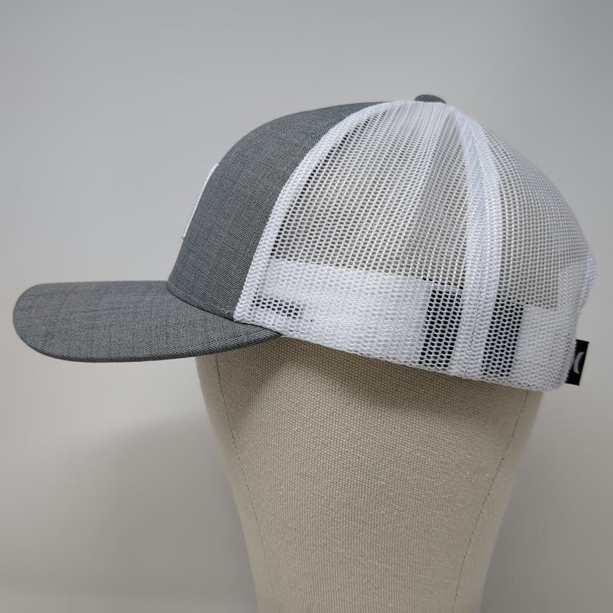Hurley Trucker Hat Gray One Size White Logo Snapback Mesh Baseball Cap Yupoong