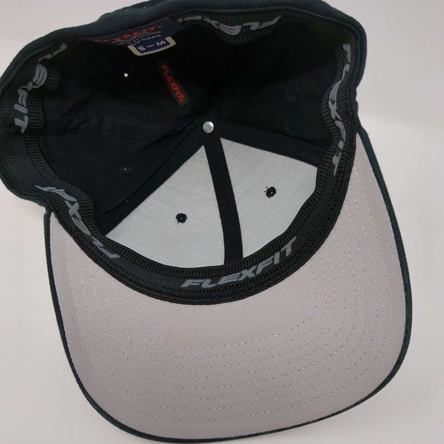 Otis Fitted Hat Black S-M Embroidered Solid 6 Panel Flexfit Yupoong