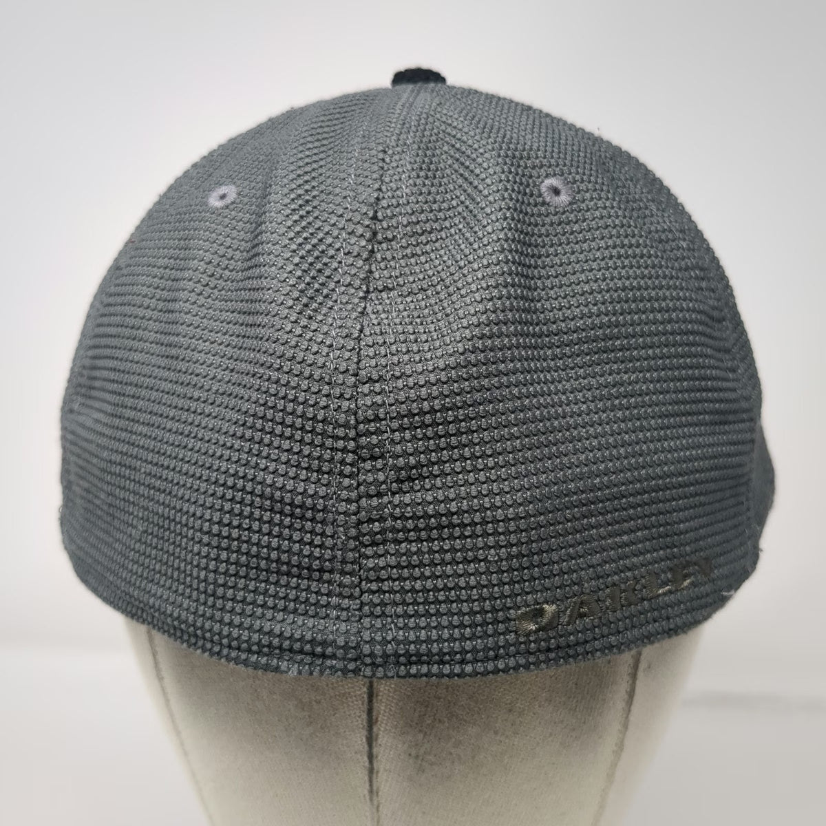 Oakley Baseball Cap Hat Gray Black XL Textured Honeycomb A-Flex Fitted Stretch