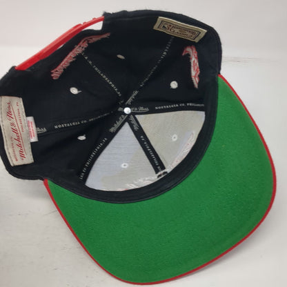Mitchell & Ness NBA Chicago Bulls Snapback Black Red Hat One Size Wool Flat Brim