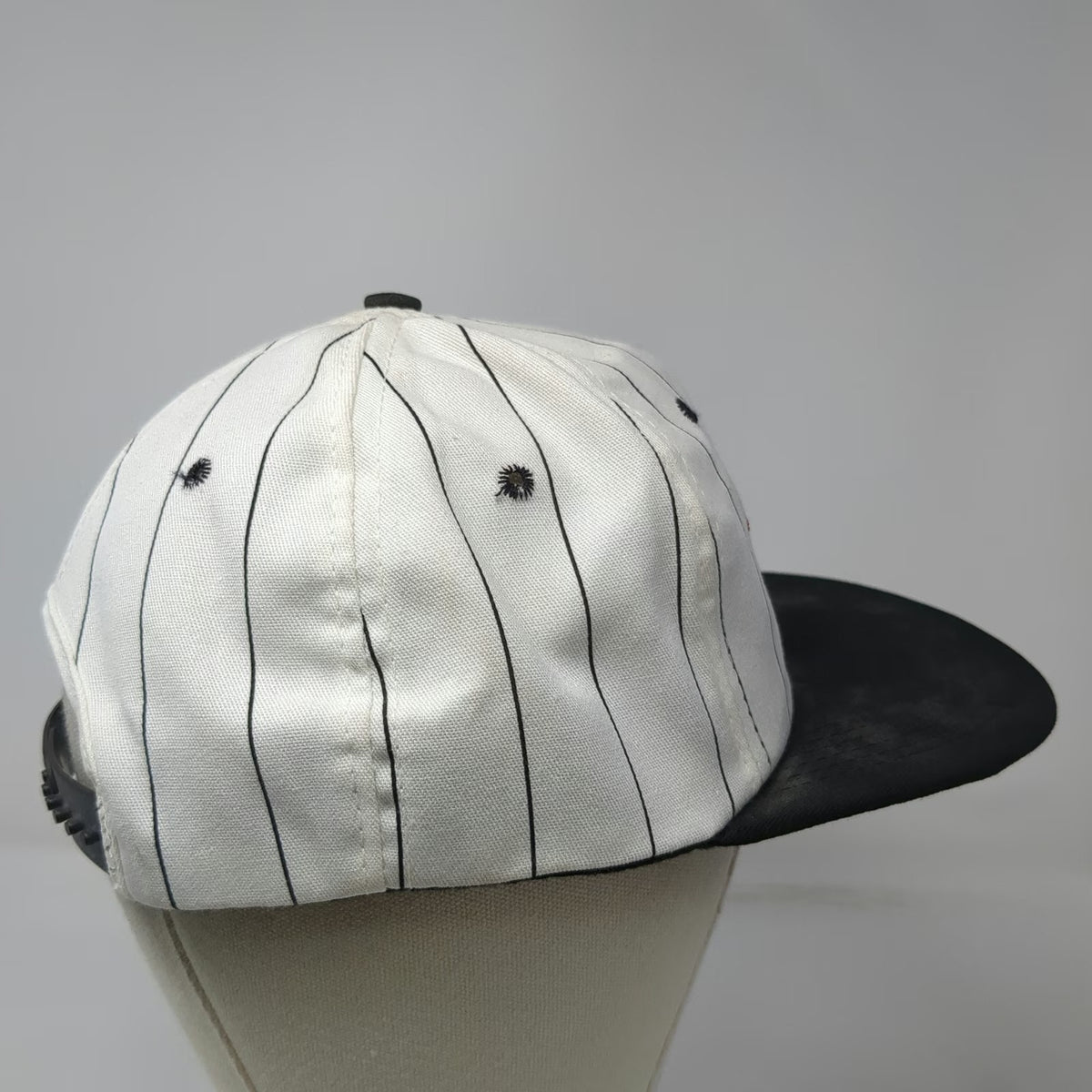 Planet Hollywood Maui Hawaii White Black Pinstripe Snapback Hat One Size Vintage