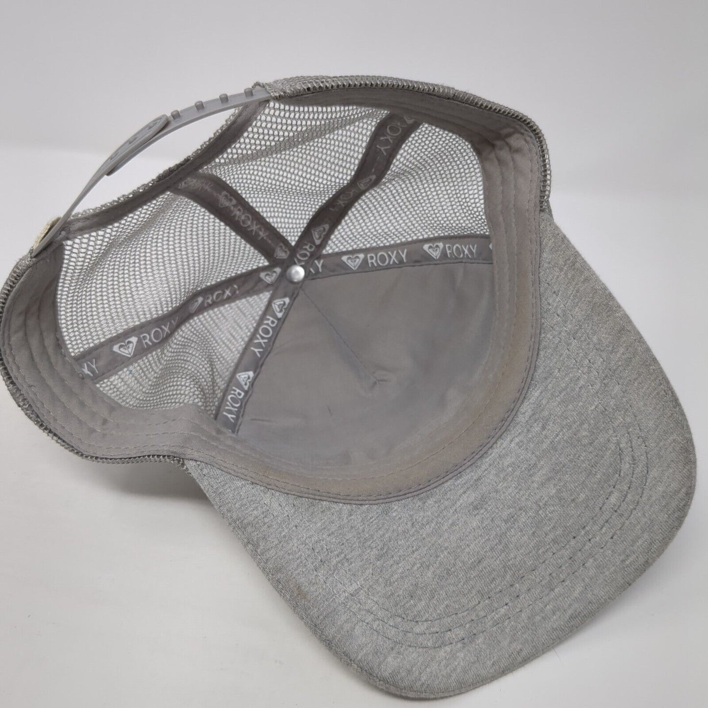 90 Snapback Mesh Back Trucker Hat Gray One Size Solid Adjustable Roxy