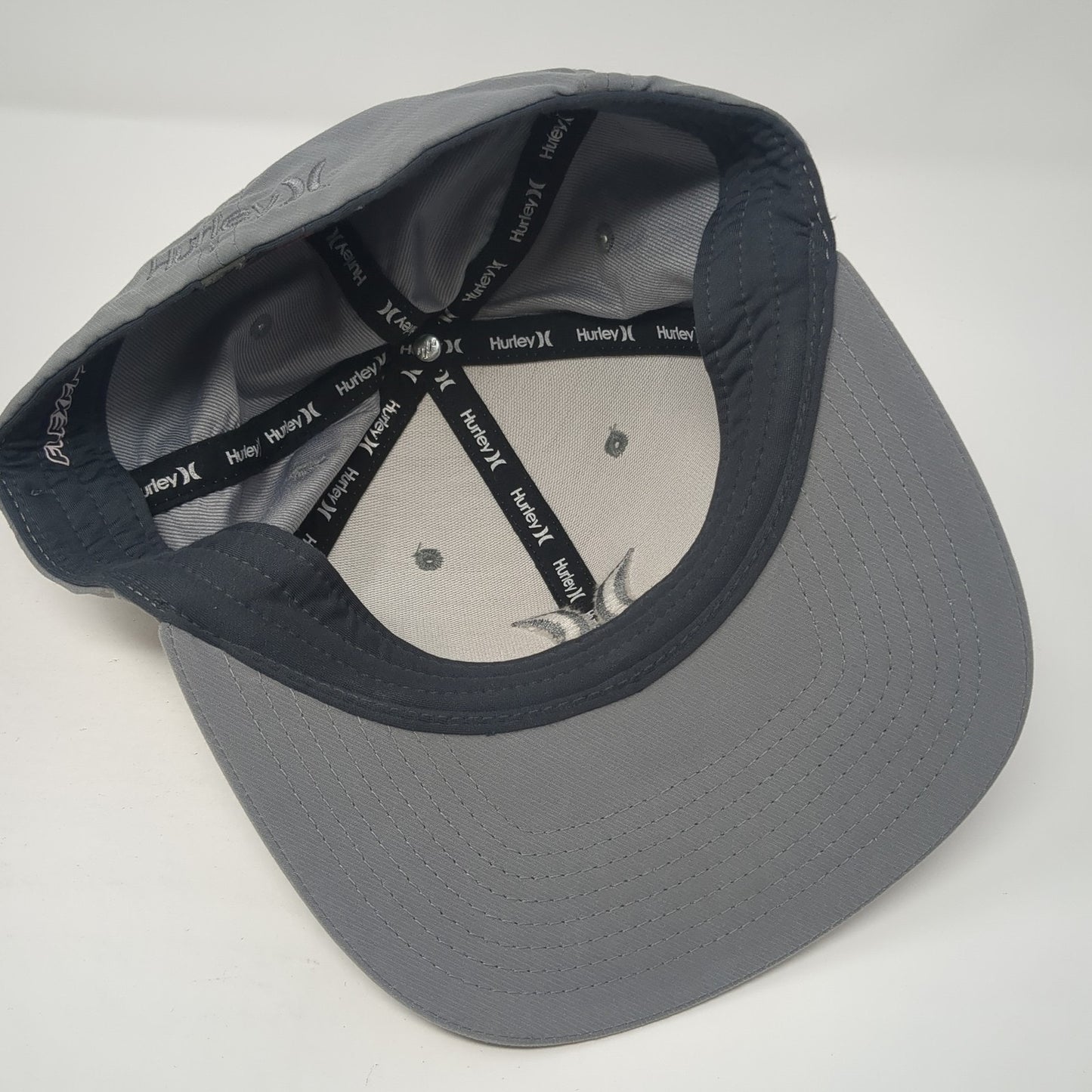 Hurley Logo Fitted Hat Gray Medium Solid Flexfit Embroidered Yupoong