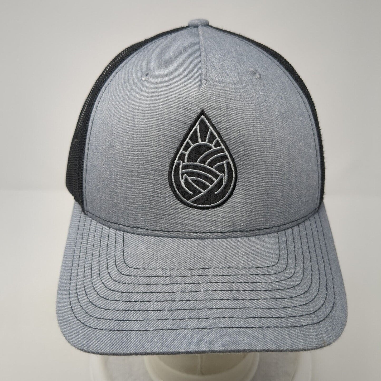 Richardson Snapback Trucker Hat Gray One Size Adjustable Mesh Back 6 Panel