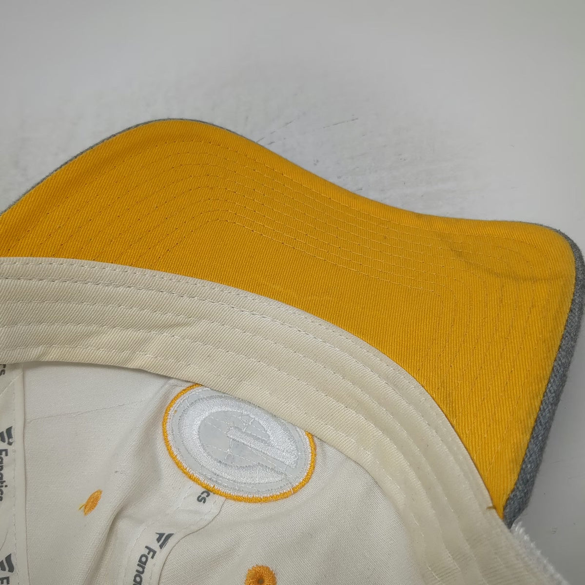Green Bay Packers NFL Fanatics Trucker Hat White Gray Yellow OSFM Mesh Snapback