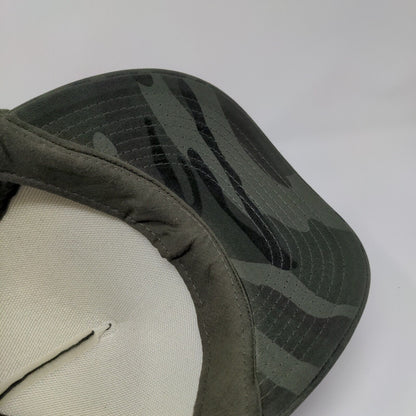D'lights Posse Snapback Rope Trucker Hat Camo OSFA Mesh Back Cobra