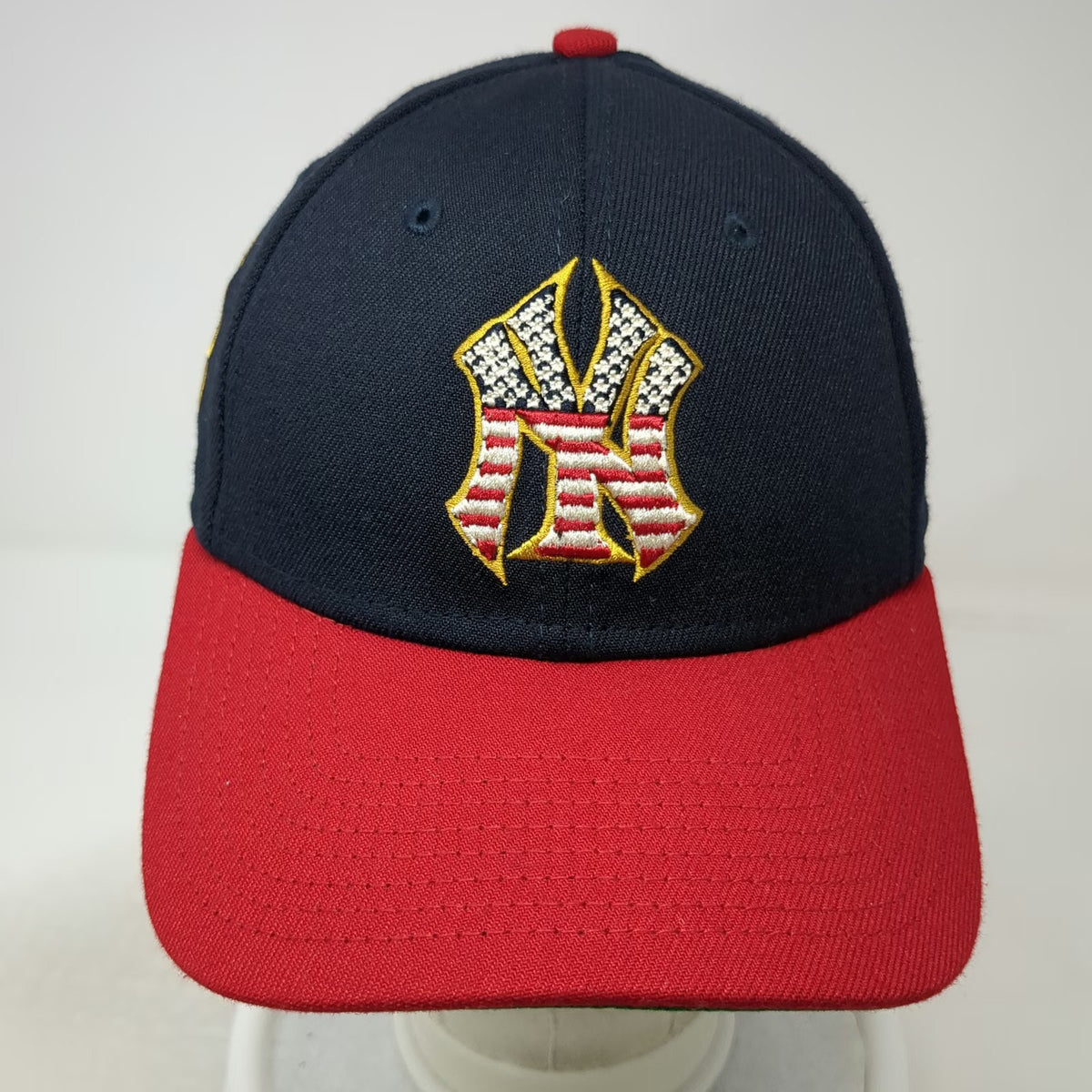 New Era New York Yankees MLB Baseball Cap Blue Red M 39THIRTY Side Patch Logo
