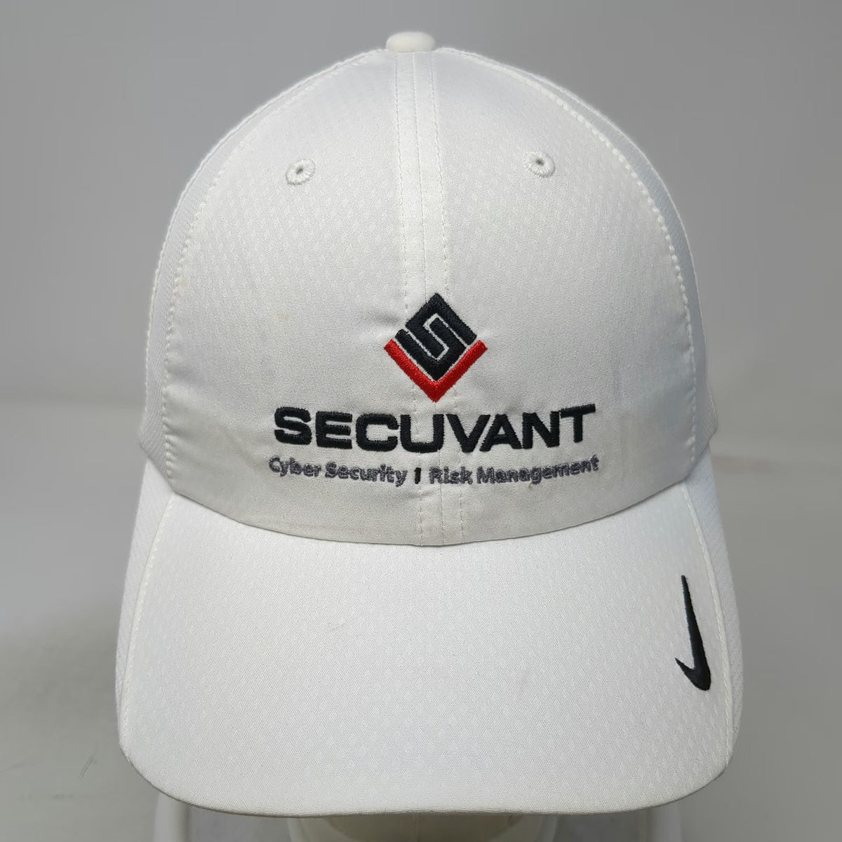 Nike Baseball Cap White OSFM Golf Dri-Fit Secuvant Cyber Security Hat Strapback