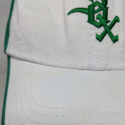 Chicago White Sox Strapback Hat White Green Embroidered Logo Kick 10 MLB ChiRish