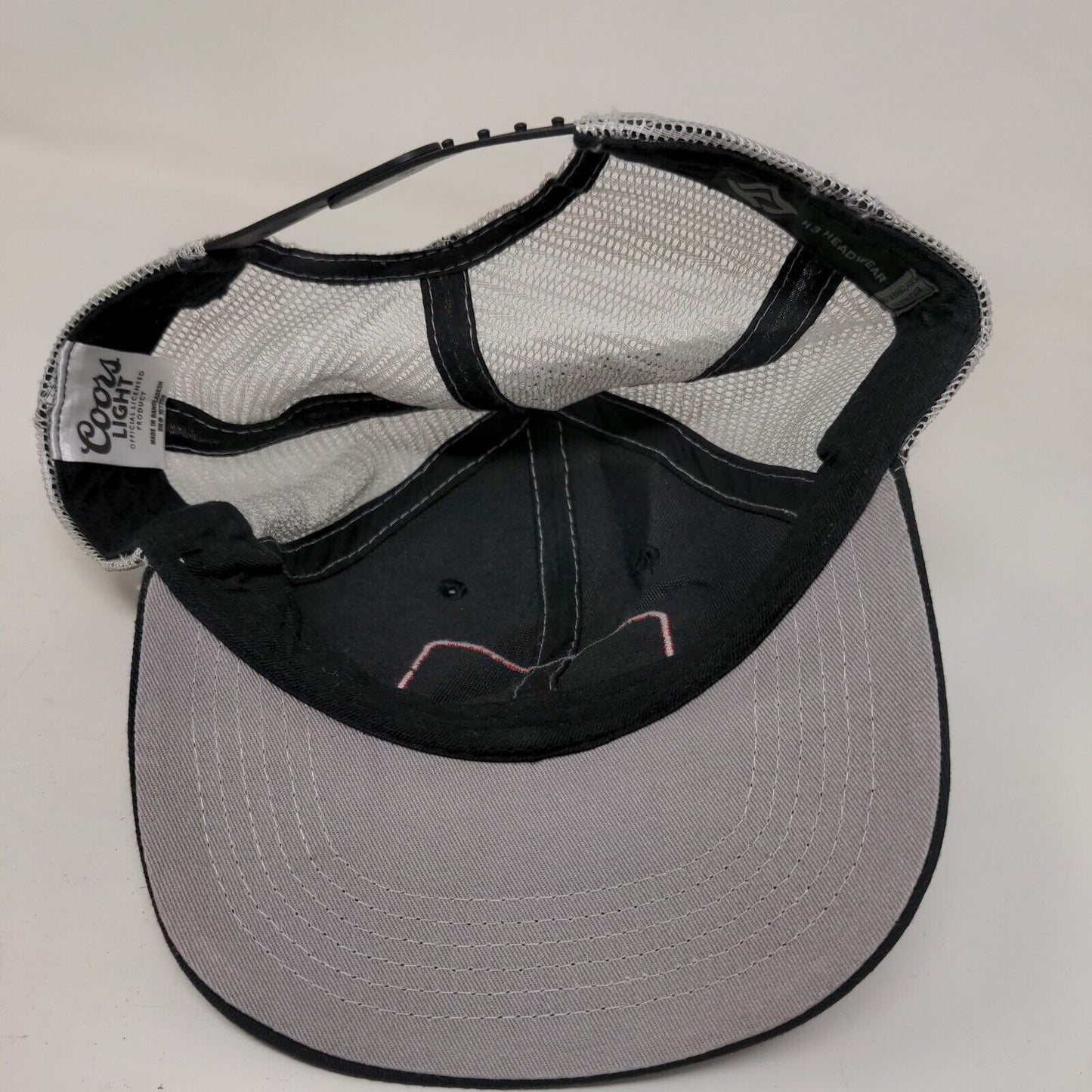 Coors Light Snapback Mesh Back Trucker Hat Black One Size H3 Headwear