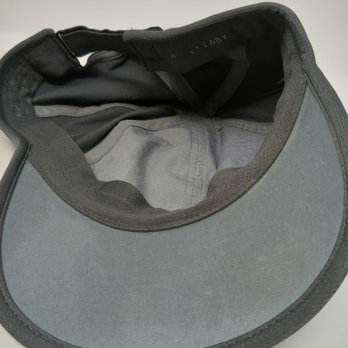 Adidas Baseball Cap Gray One Size Aeroready Strapback Performance Mesh Sport Hat