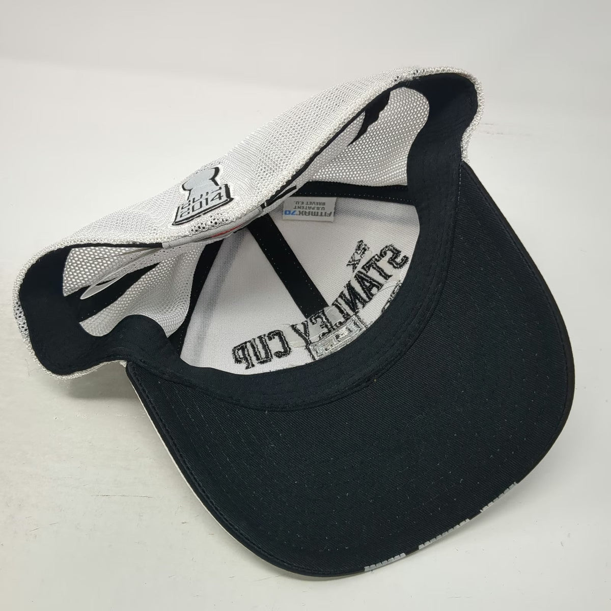 Reebok Los Angeles Kings NHL Hat White XL Mesh 2012 2014 Stanley Cup Champions