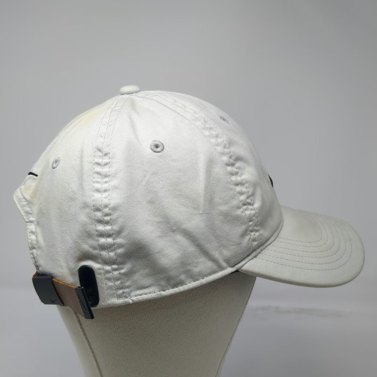 Nike Baseball Cap Gray OSFM Dri-Fit Boise Open Golf Leather Strapback Swoosh Hat