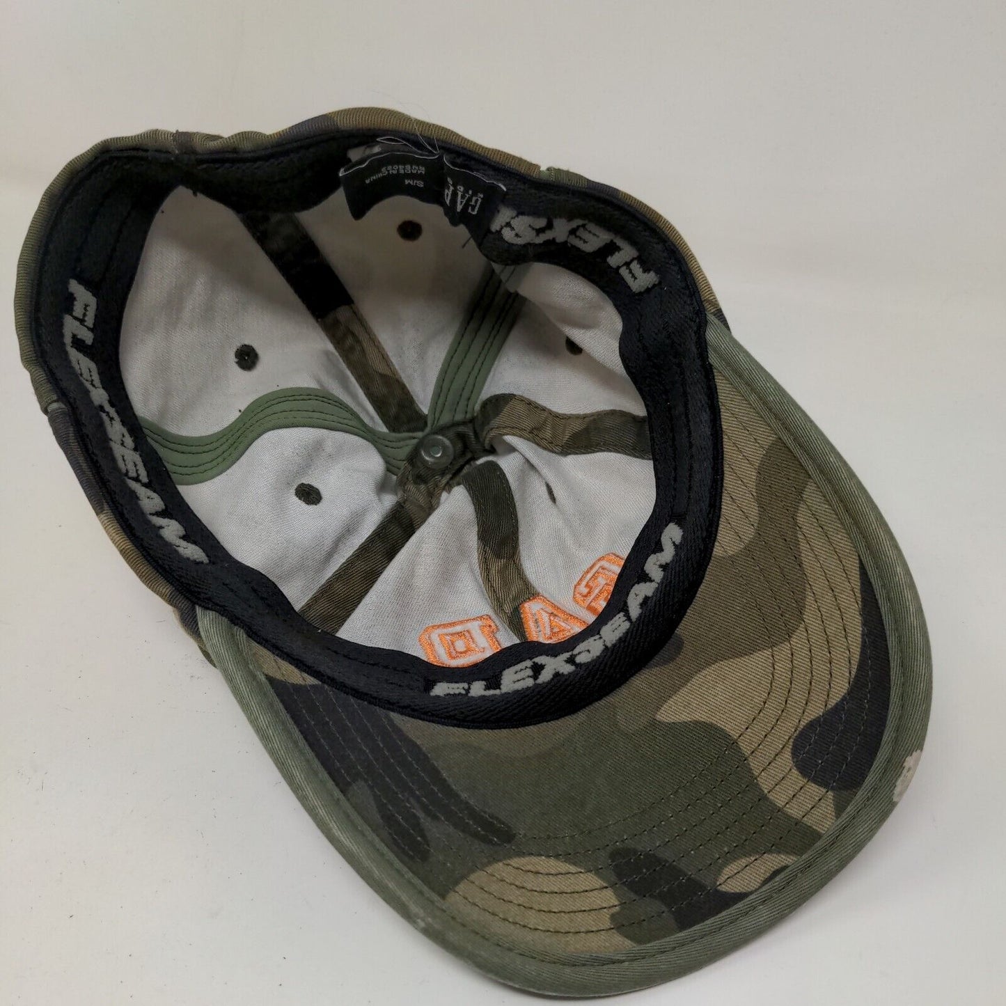 GAP Kids Fitted Hat Green Camo Size S/M Embroidered Logo Cotton