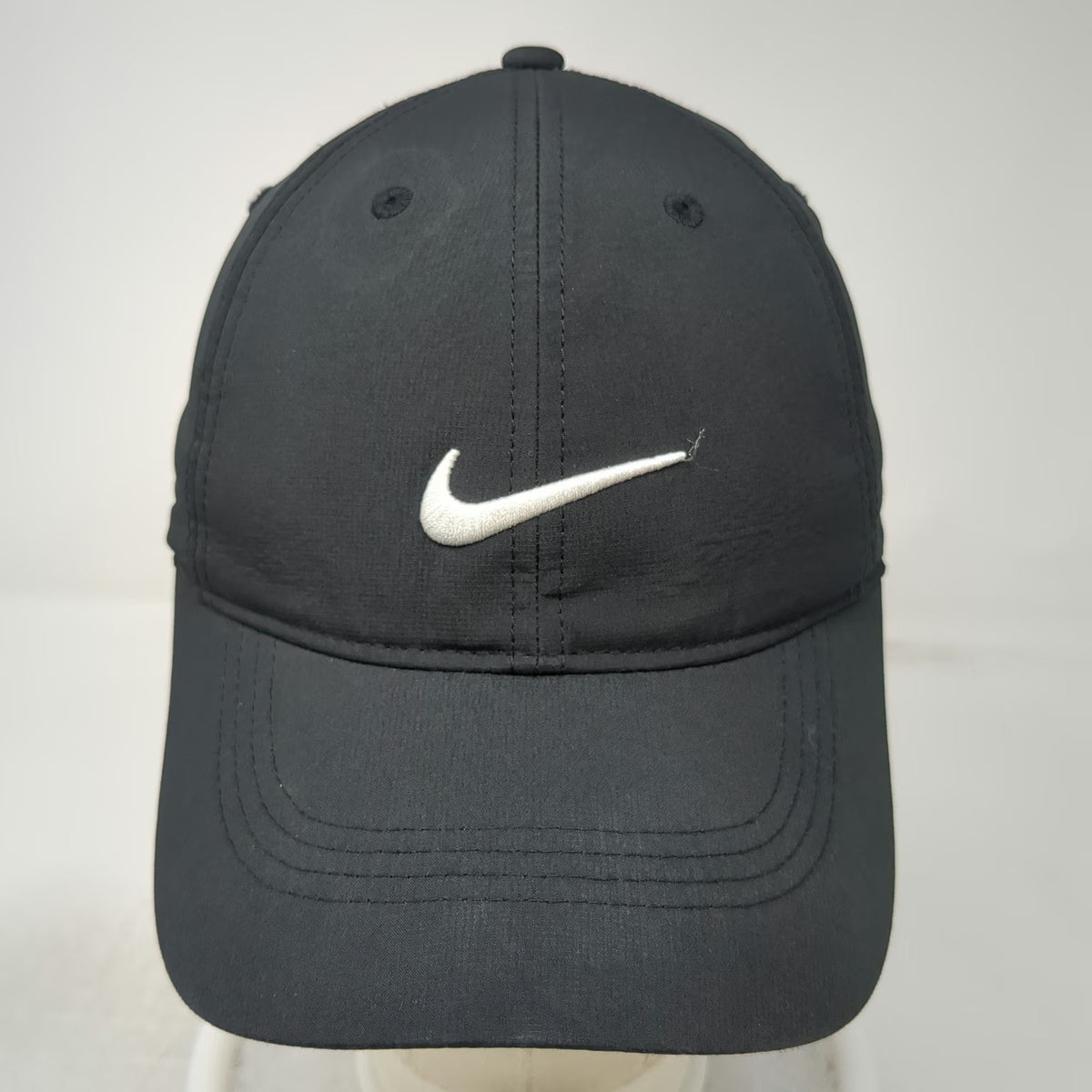 Nike Baseball Cap Black OSFM Legacy 91 Dri-FIT Strapback Hat Swoosh Sport Logo