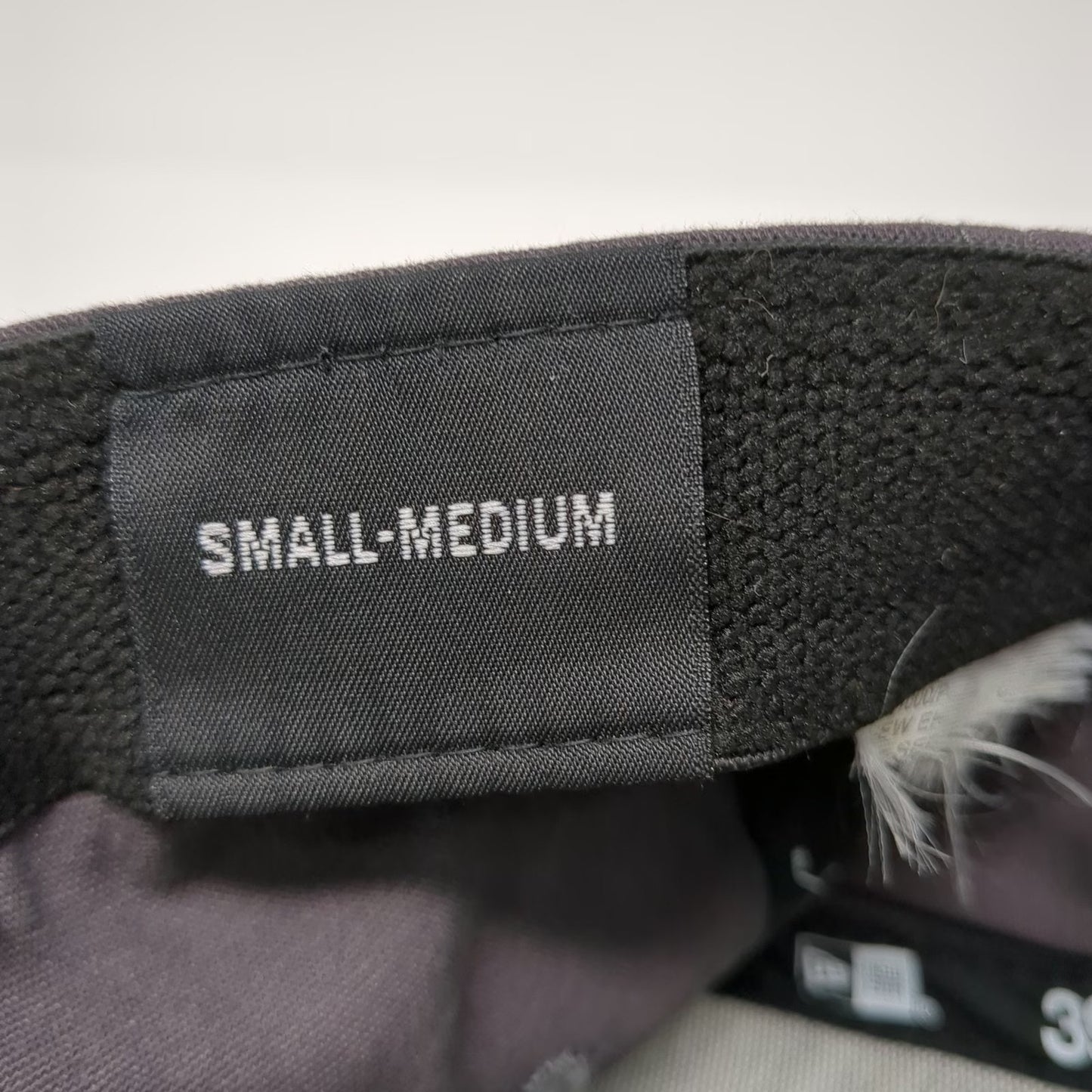 New Era Baseball Cap Gray M Amalgamated Sugar White Satin Stretch Fit Hat