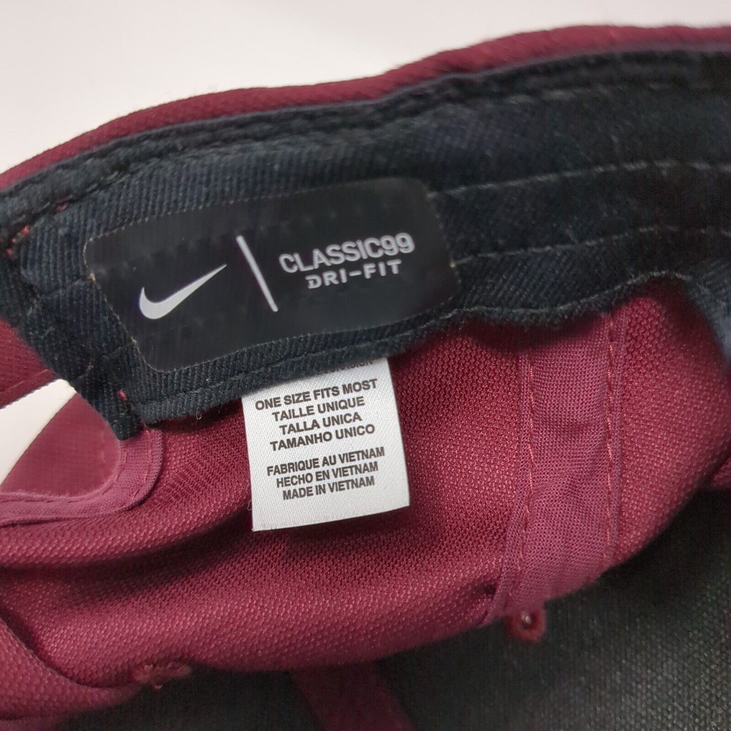 Griz Football Strapback Hat Red OS Embroidered Swoosh Classic99 Nike Dri-Fit