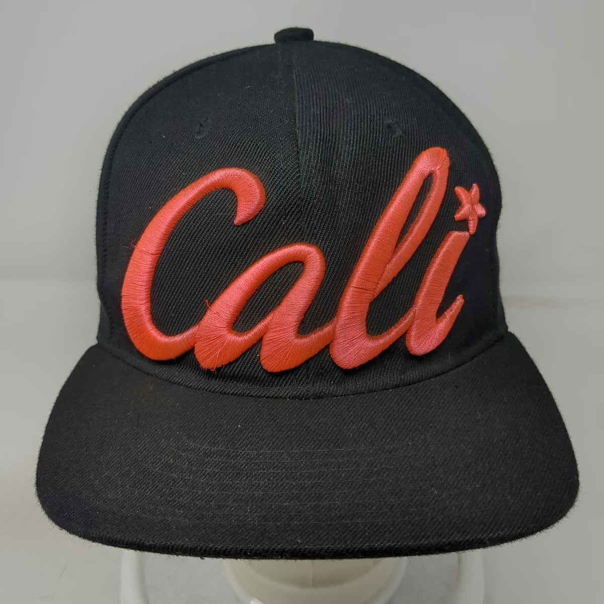 Cali Script 3D Embroidery Snapback Black One Size Hat Flat Bill California Star