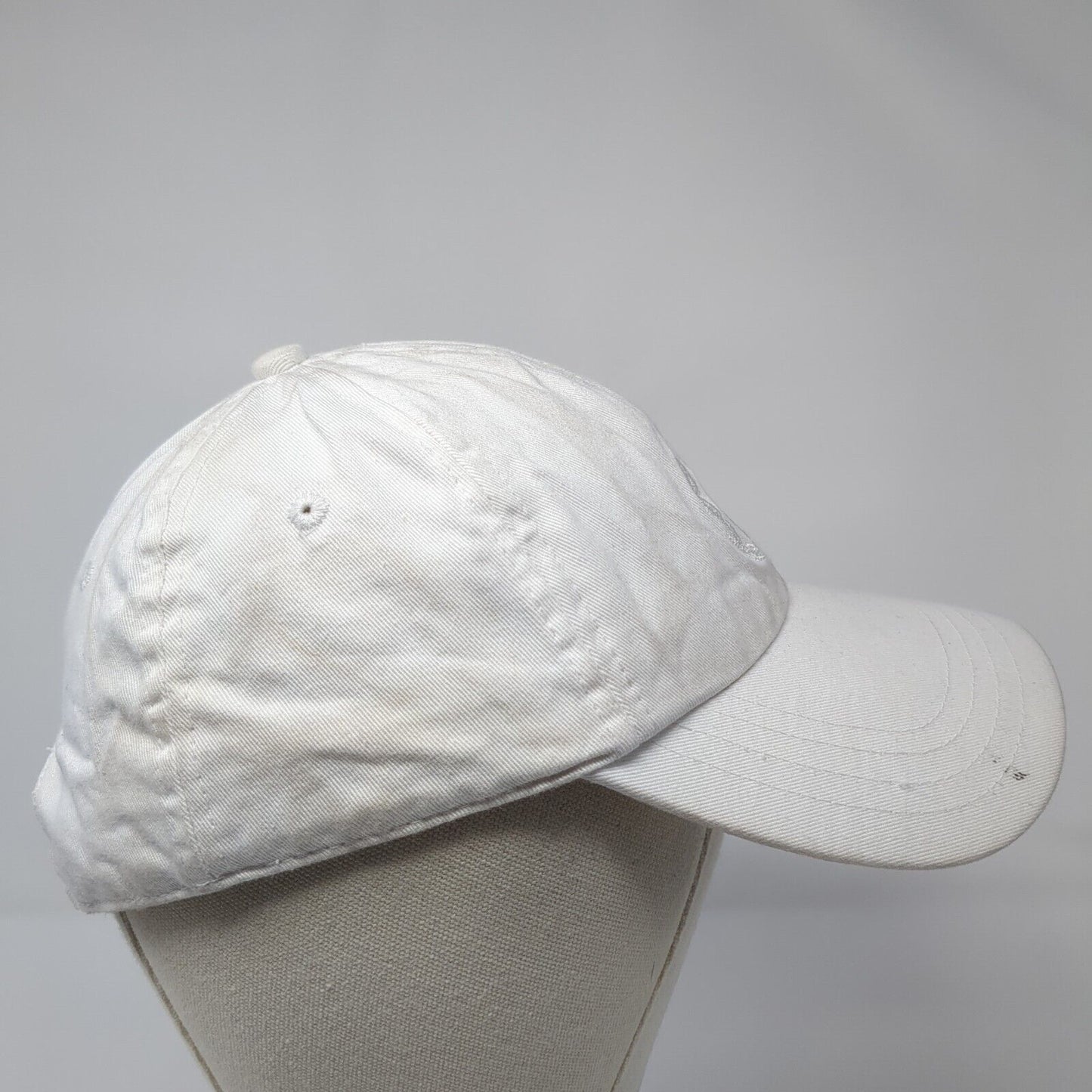 Wreath Star Strapback Hat White One Size Adjustable Embroidered 6 Panel Cotton