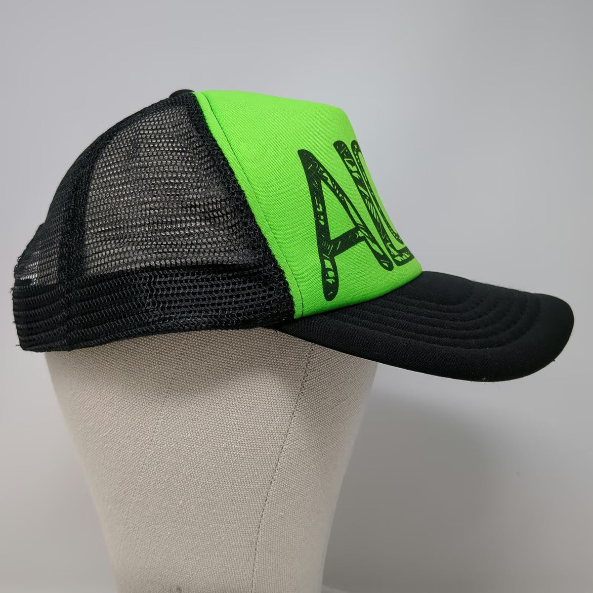 Hawaiian Headwear Trucker Hat Green Black OSFM Aloha Hawaii Mesh Back Snapback