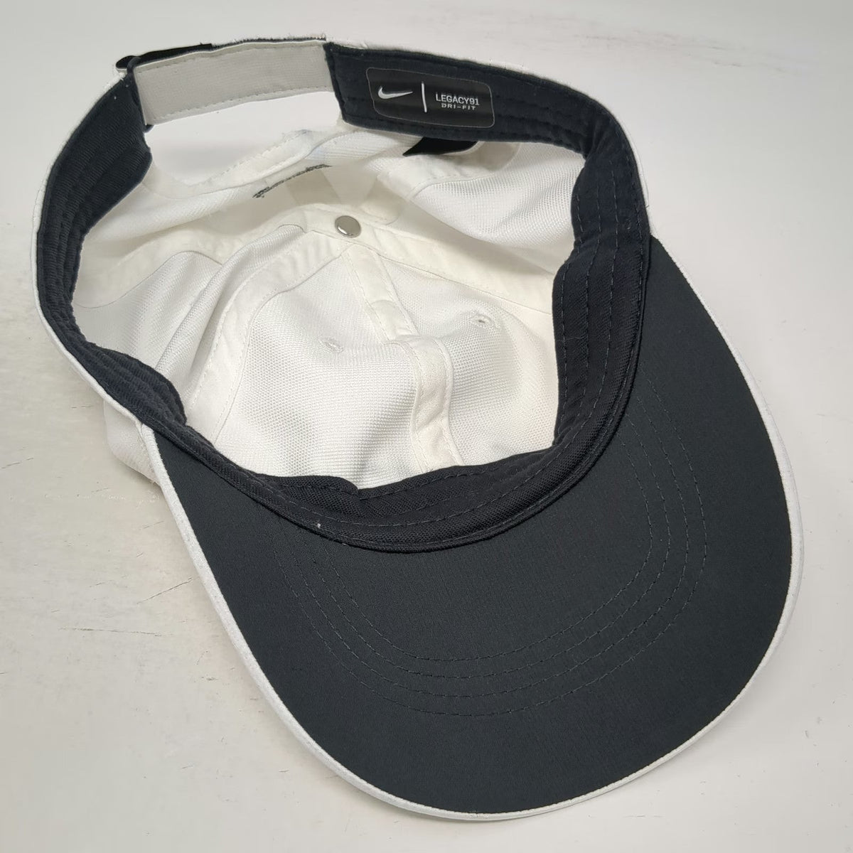 Nike Baseball Cap White One Size Legacy91 Dri-Fit Strapback Swoosh Golf Hat