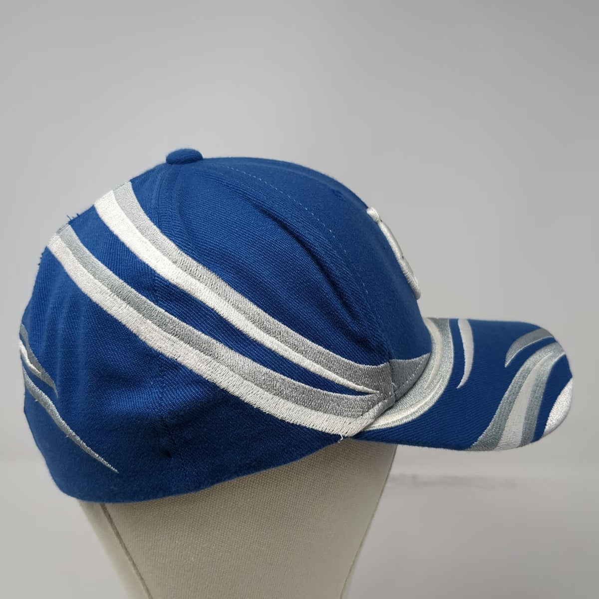 Reebok NFL Indianapolis Colts Blue White Silver Hat One Size Stretch Fit Stripes