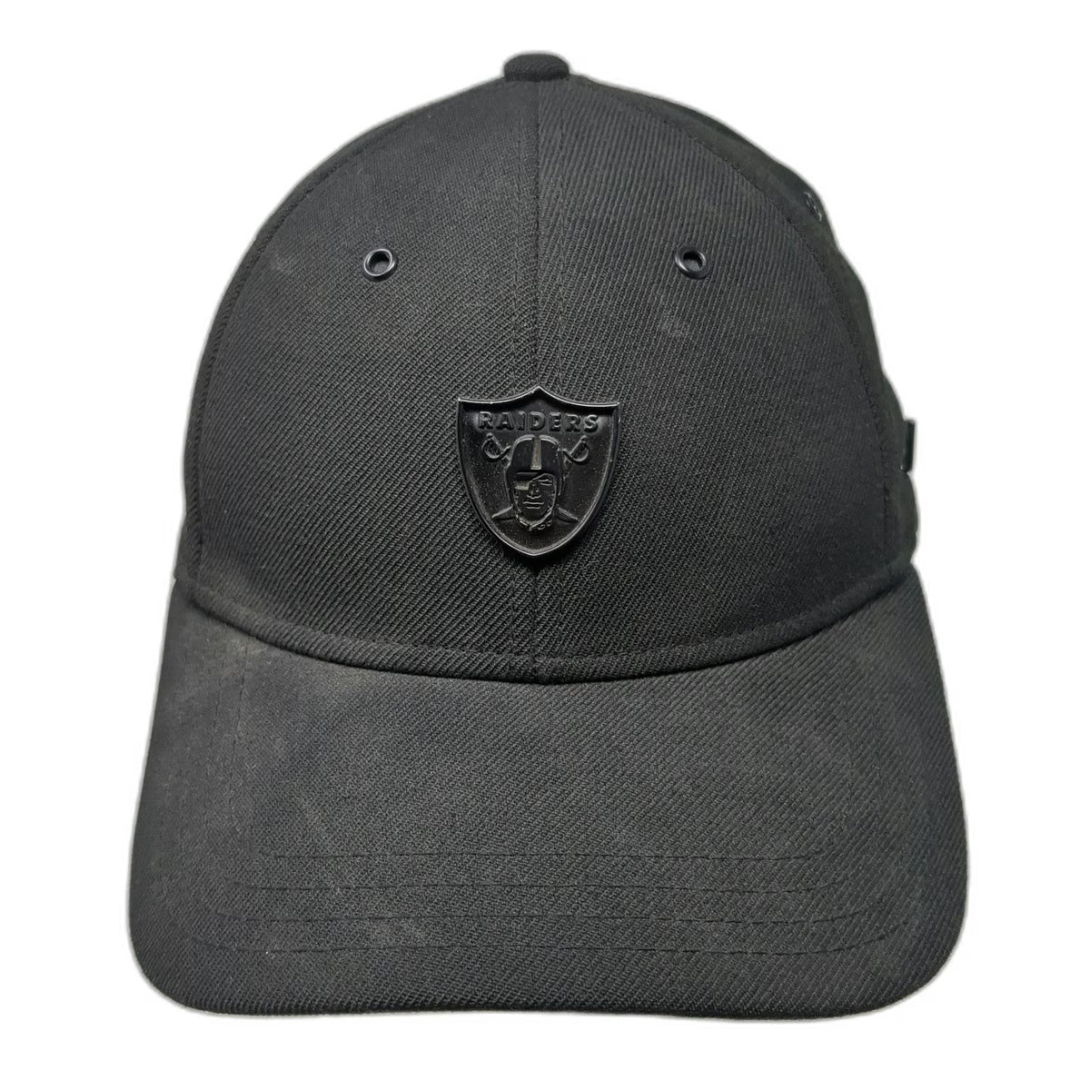 New Era Las Vegas Raiders NFL Black Cap M Metal Shield Logo Fitted Hat